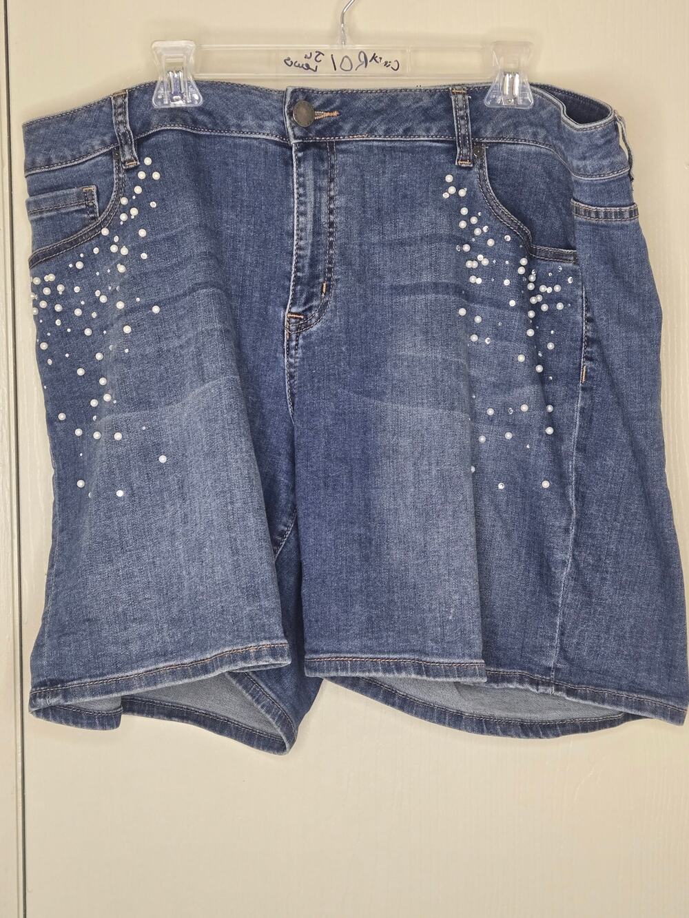 Sz‎ 20 Lane Bryan Rhinestone Pearl Shorts 8" inseam